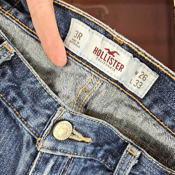 Hollister Jeans - Picture 3 of 3